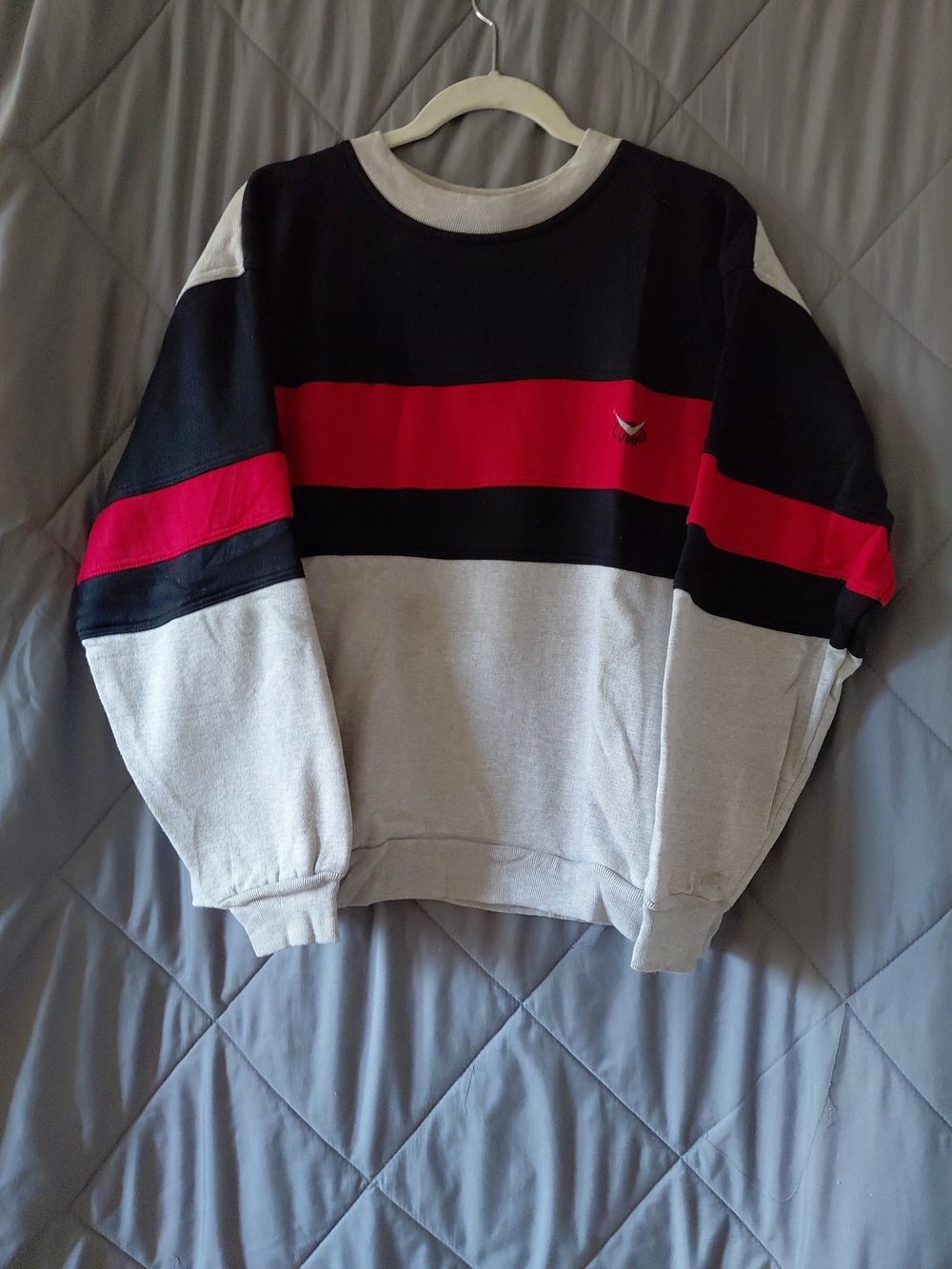 Men's Colorblock Crewneck Sweatshirt - Gray, Black & Red